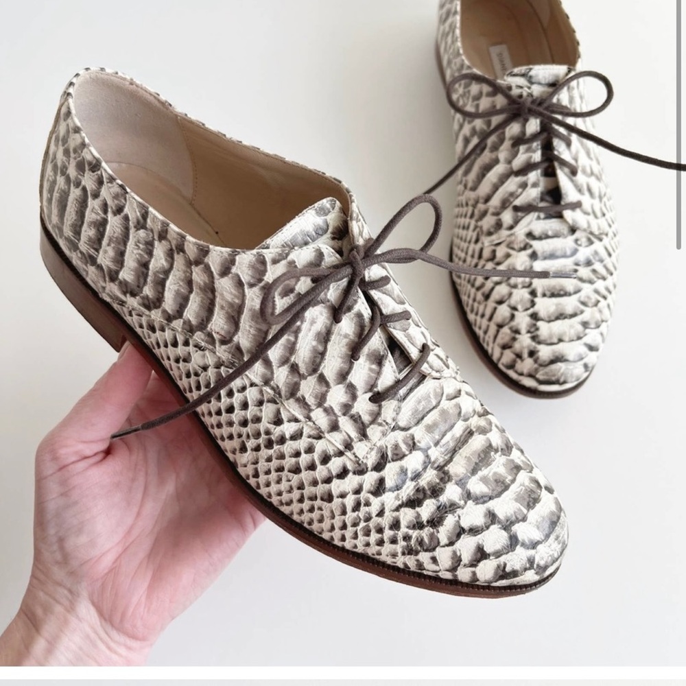 Diane Von Furstenberg Ziggy Boa Snake Print Oxford Loafers Size 8